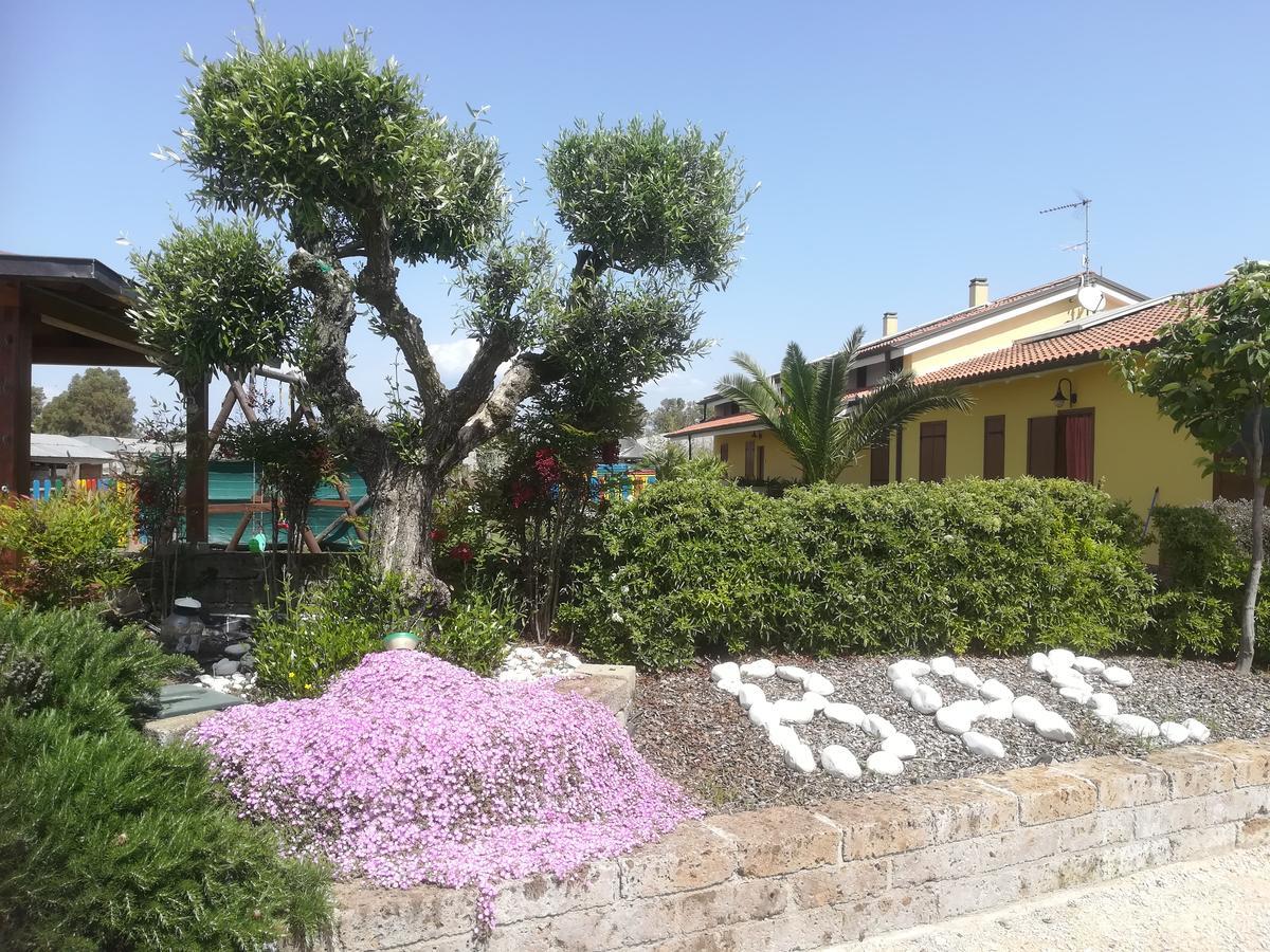 Le Terre Di Bac Bed & Breakfast Borgo Montenero ภายนอก รูปภาพ
