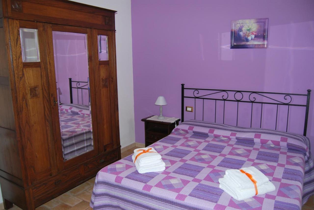 Le Terre Di Bac Bed & Breakfast Borgo Montenero ภายนอก รูปภาพ